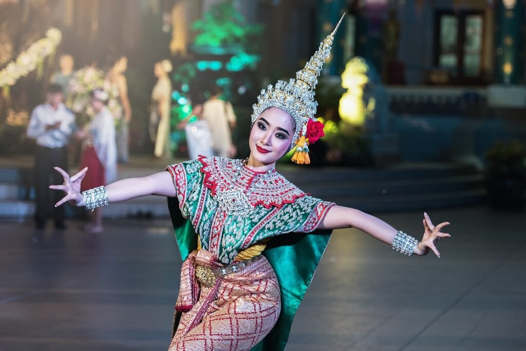 ramayana festival, dancer, woman-1807516.jpg