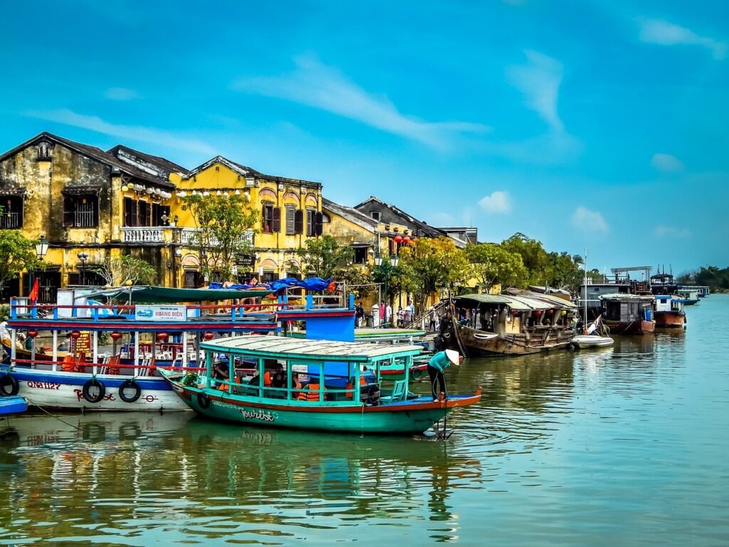 Travel Guide to Vietnam